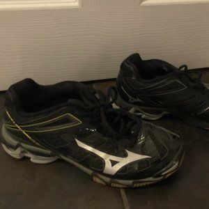 Mizuno Wave Lightning Black Volleyball